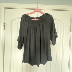 Women's Black Top XL